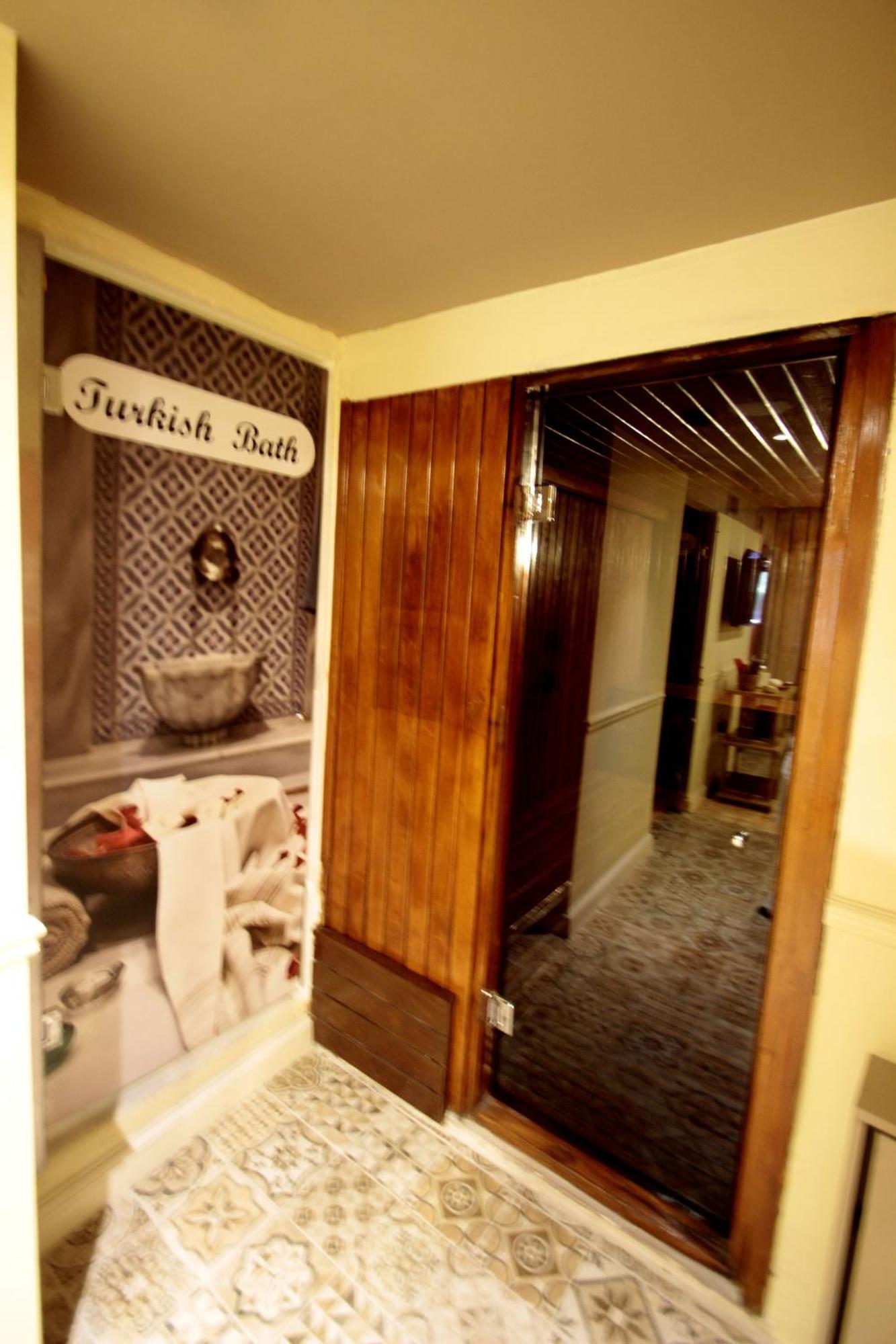 Couette-café Fuat Bey Palace & 3*